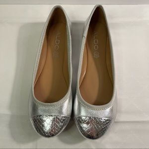 Brand New Aldo Silver ballet flats leather mixed material size 7